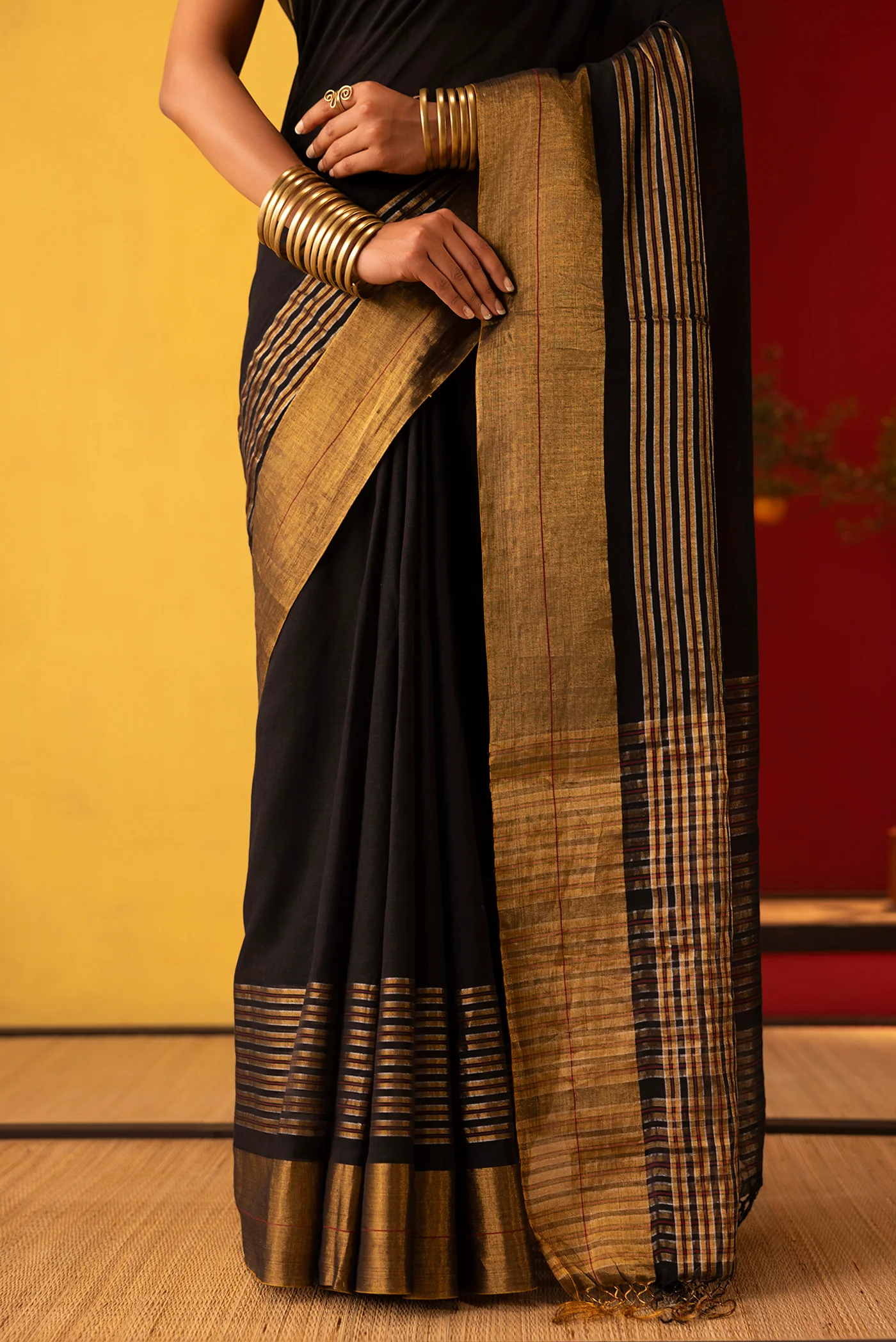 Surahi-Black Cotton Saree - Image 5