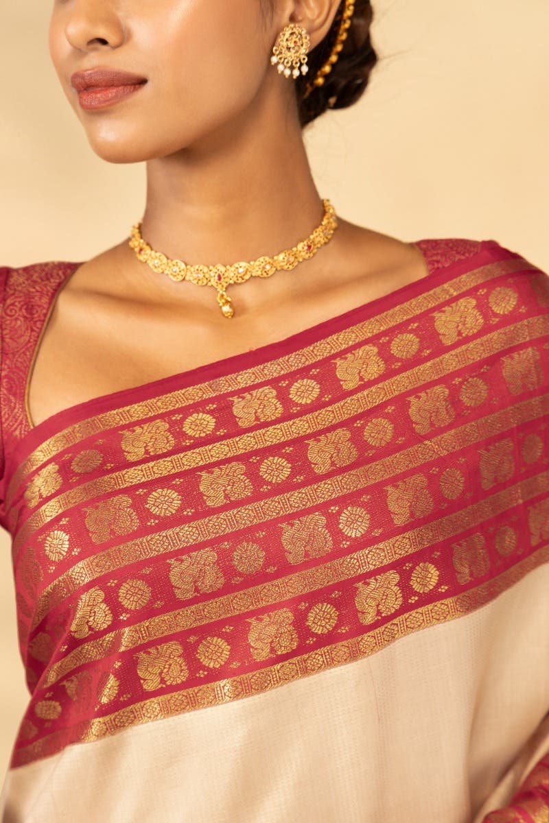 Suvarna-Off White Kanchipuram Silk Saree - Image 3