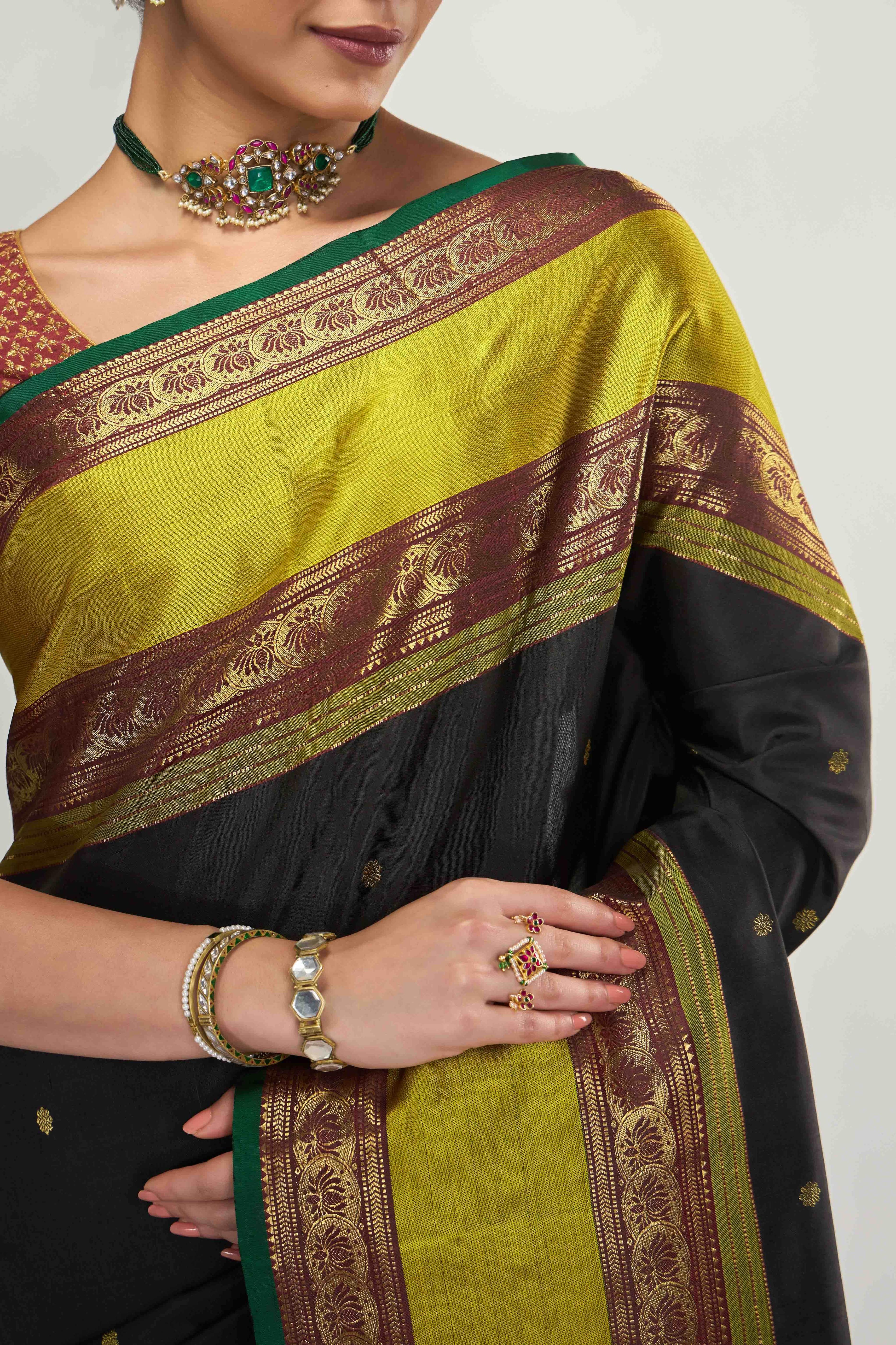 Tamira-Pure Silk Pure Gold Zari Black Kanchipuram Saree - Image 2