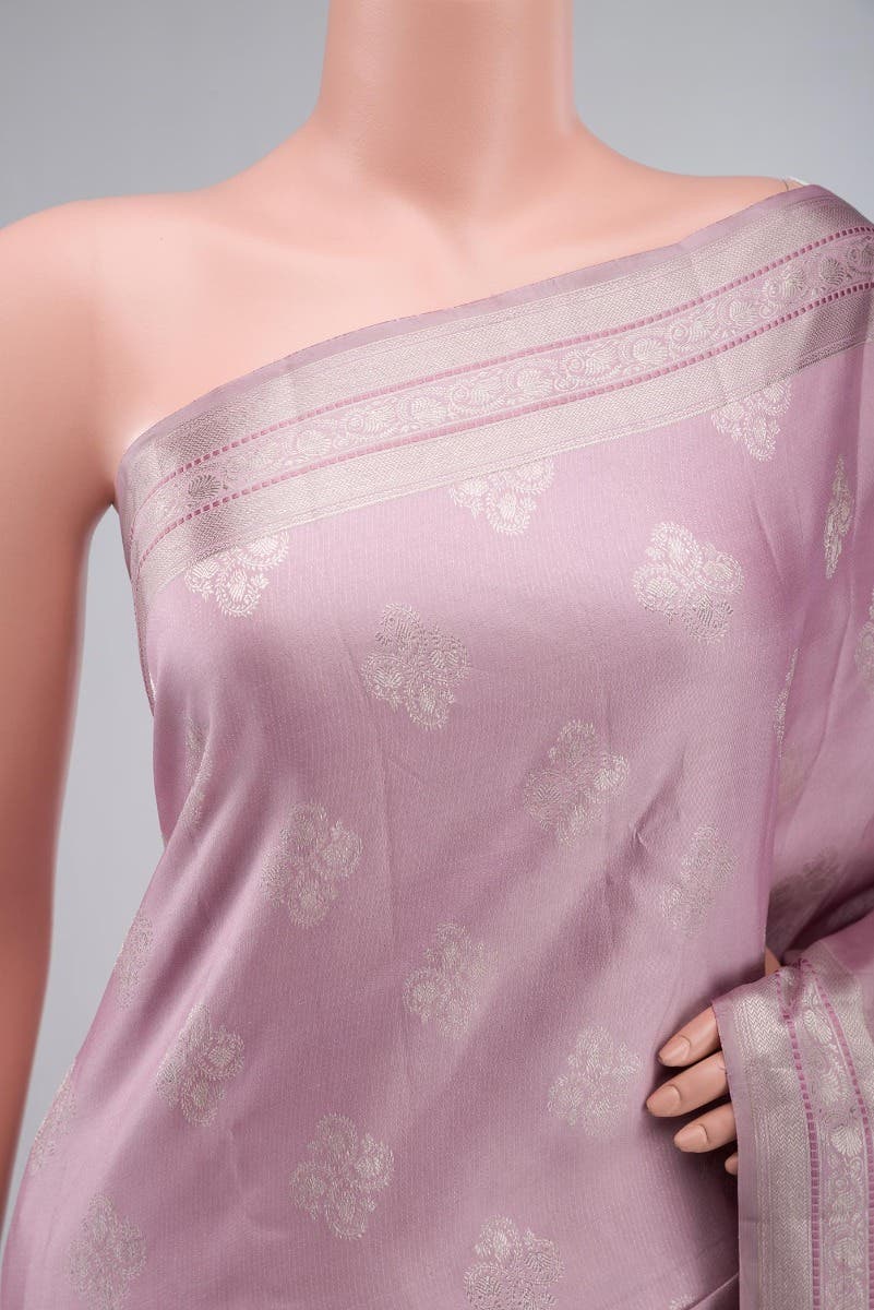 Thamarai-Pastel Pink Kanchipuram Silk Saree - Image 2