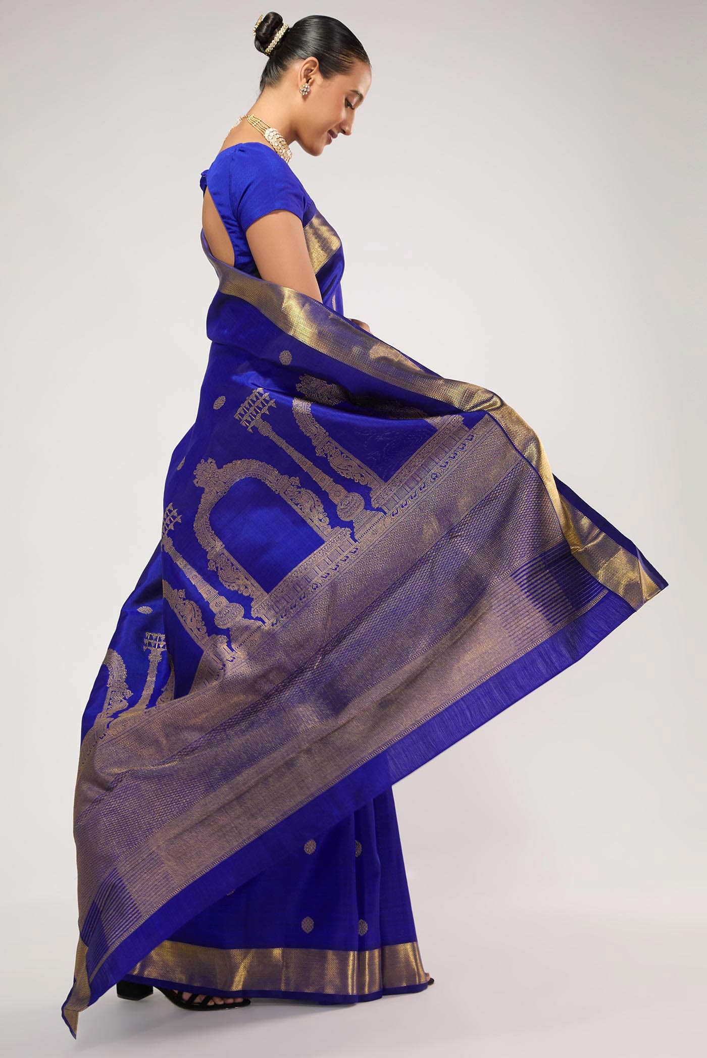 Thiruvakshi-Pure Silk Pure Gold Zari Blue Kanchipuram Saree - Image 4