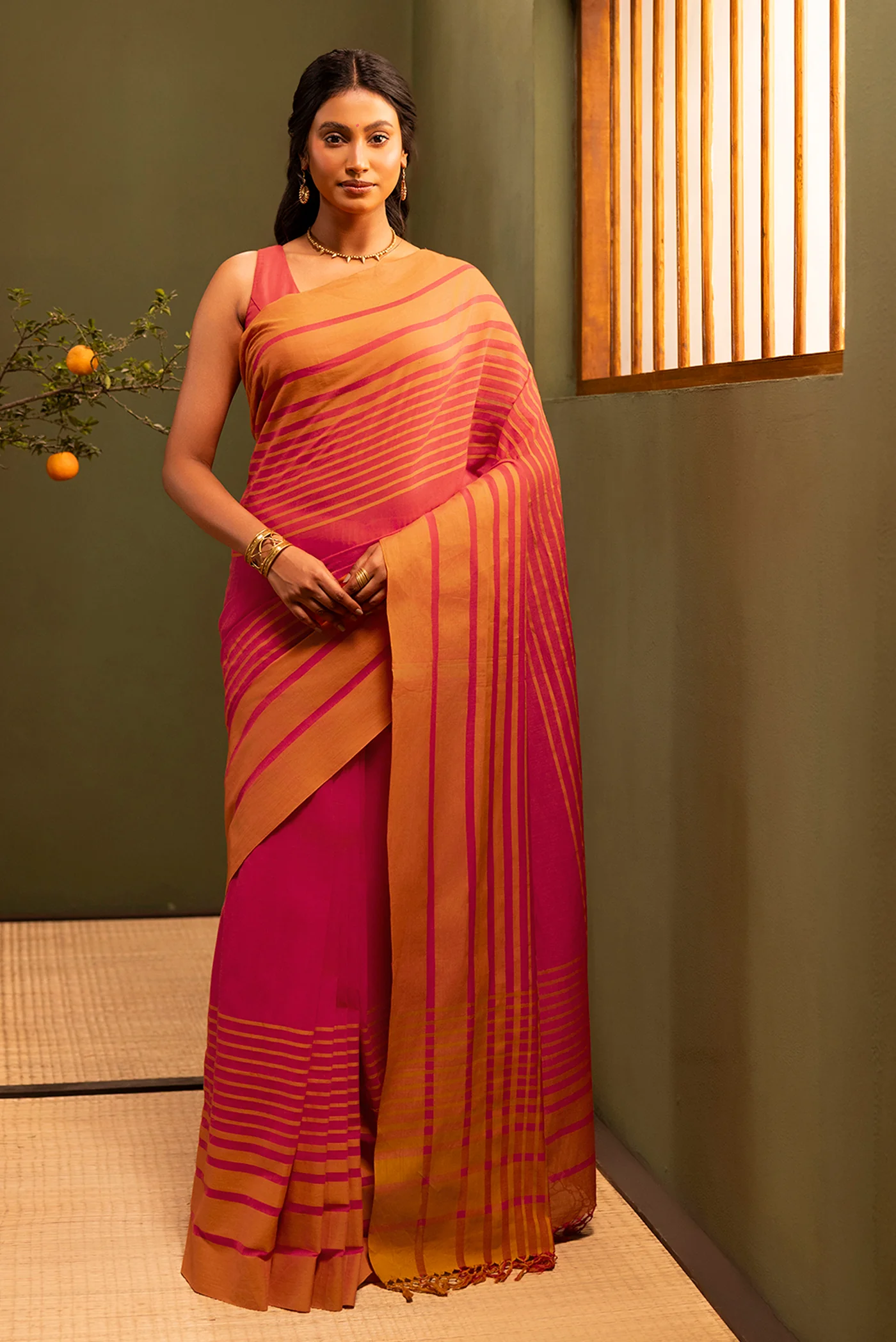 Titli-Crimson Red Cotton Saree - Image 2