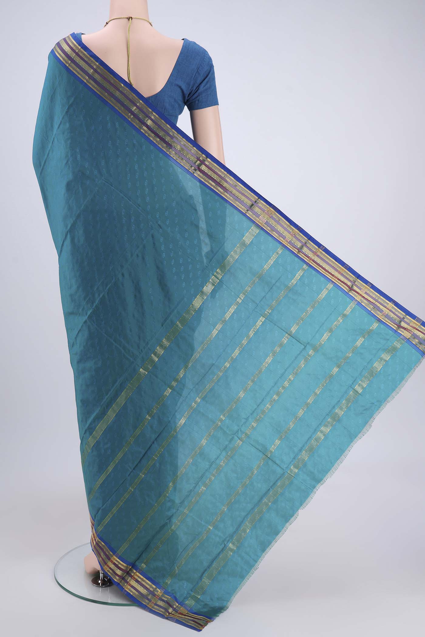 Turquoise Blended Bangalore Silk Saree - Image 3