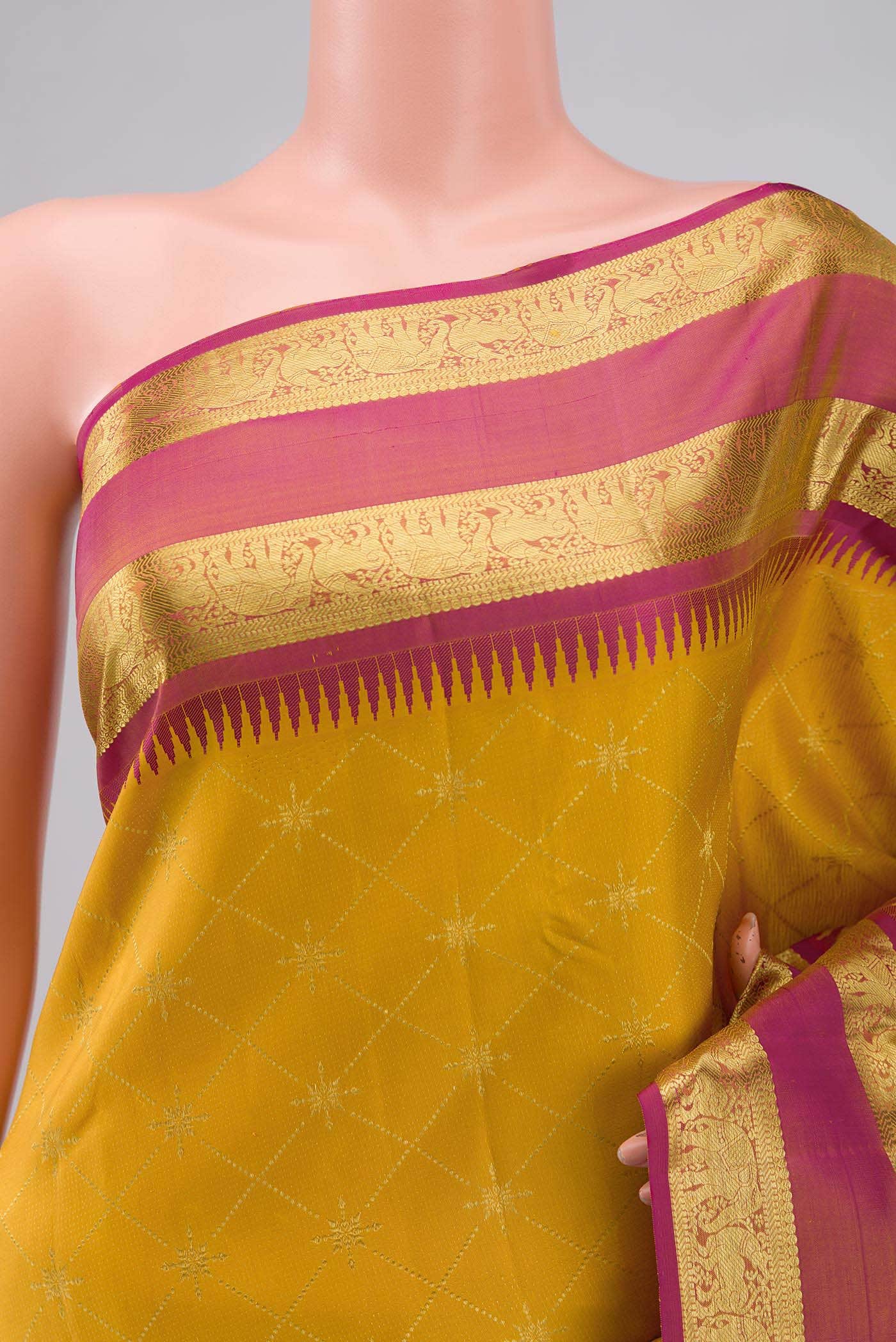 Vaidehi-Mustard Yellow Kanchipuram Silk Saree - Image 3