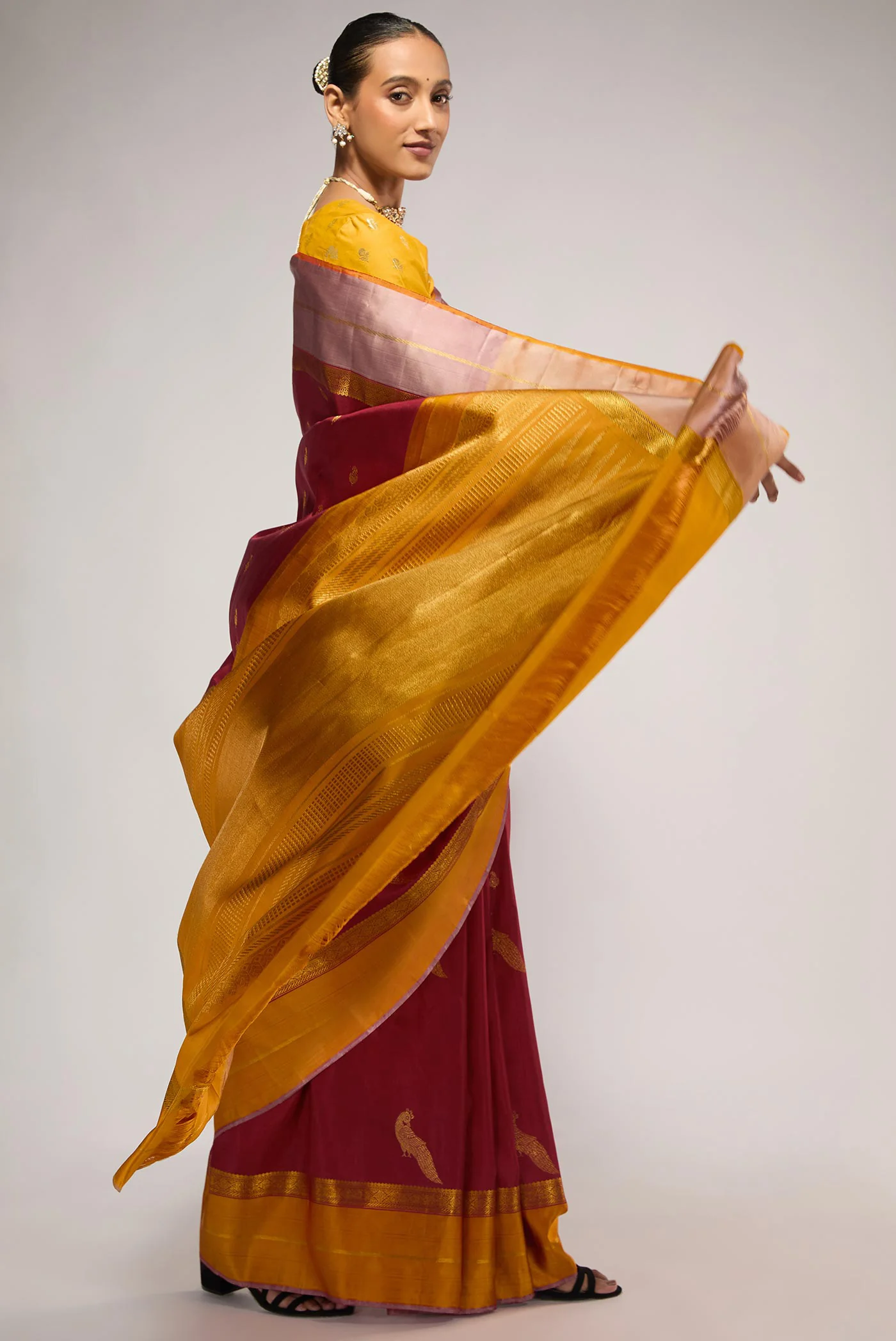 Varnika-Pure Silk Pure Gold Zari Red Kanchipuram Saree - Image 6
