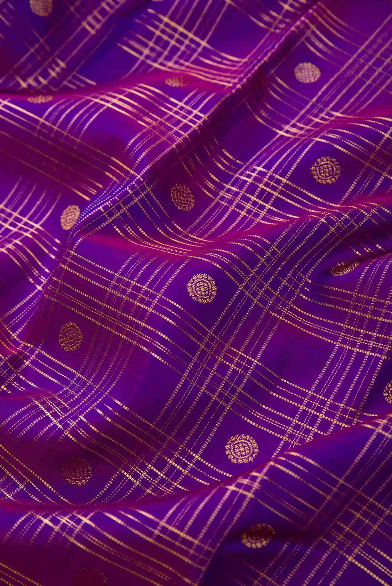 Pure Silk Pure Zari Violet Dual Tone Kanjivaram Saree - Image 3
