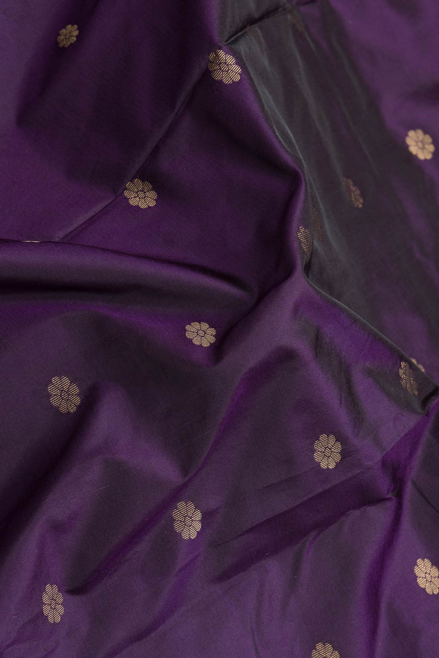 Violet Blended Paithani Silk Saree - Image 2