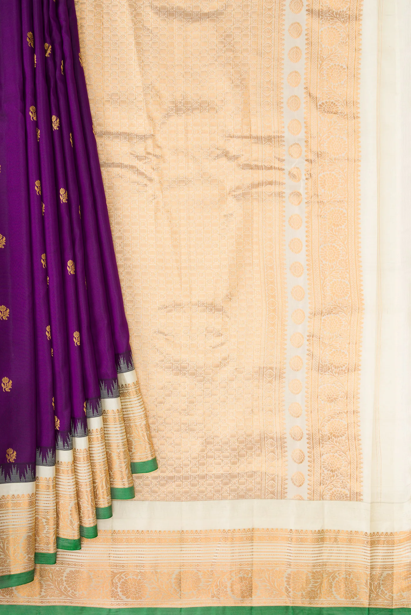 Violet Gadwal Silk Saree - Image 4