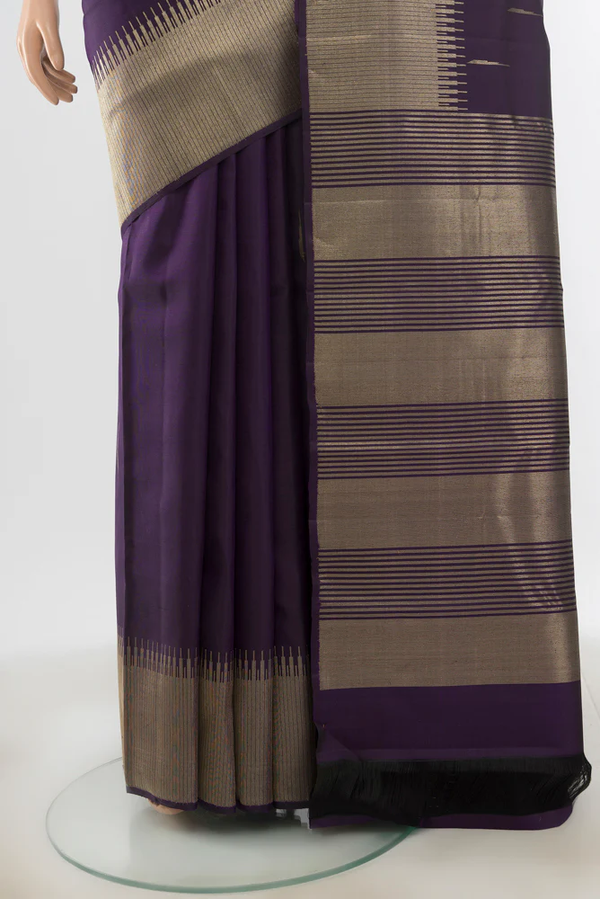 Navy Blue Kanchipuram Silk Saree - Image 3