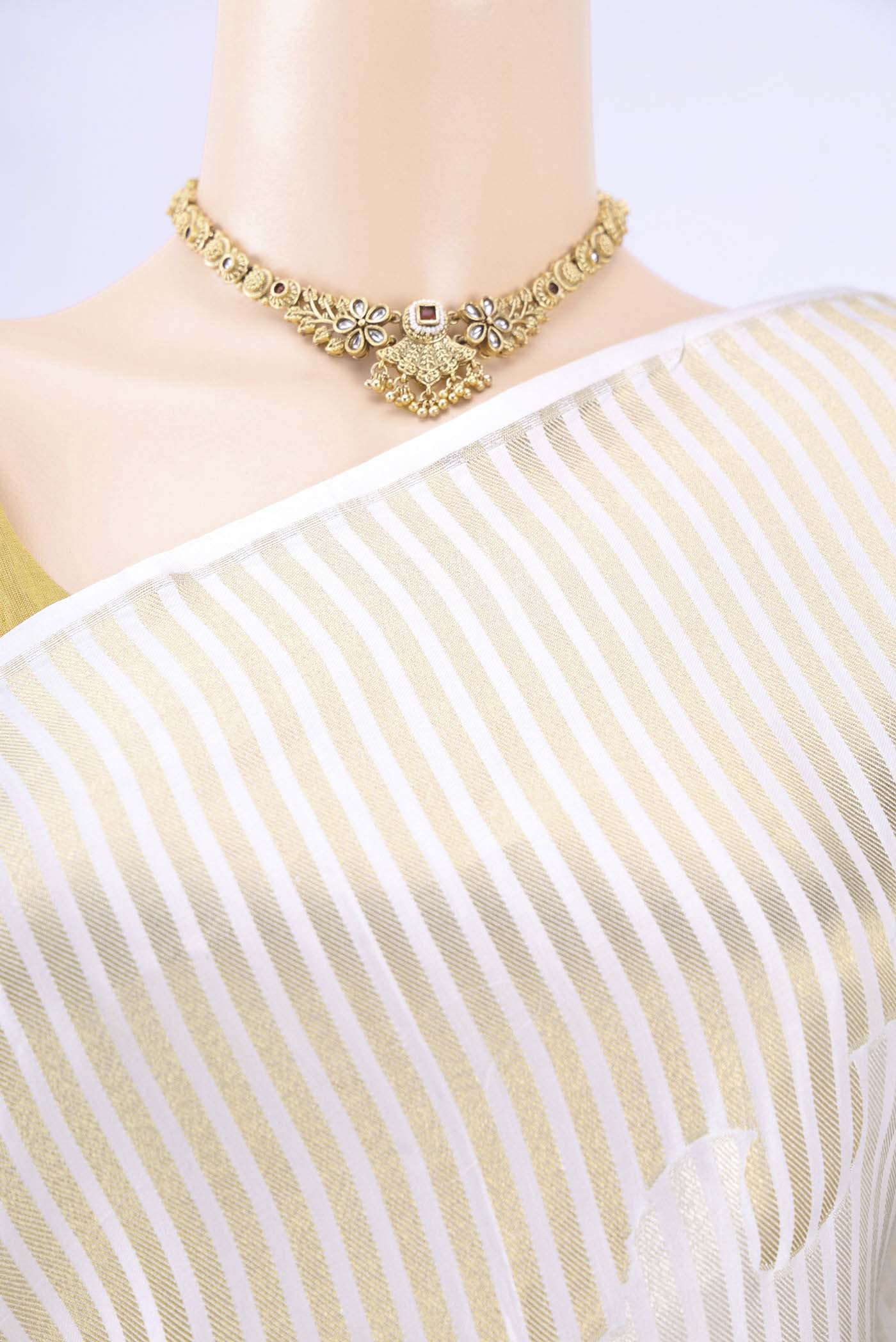 White Banarasi Silk Saree - Image 2