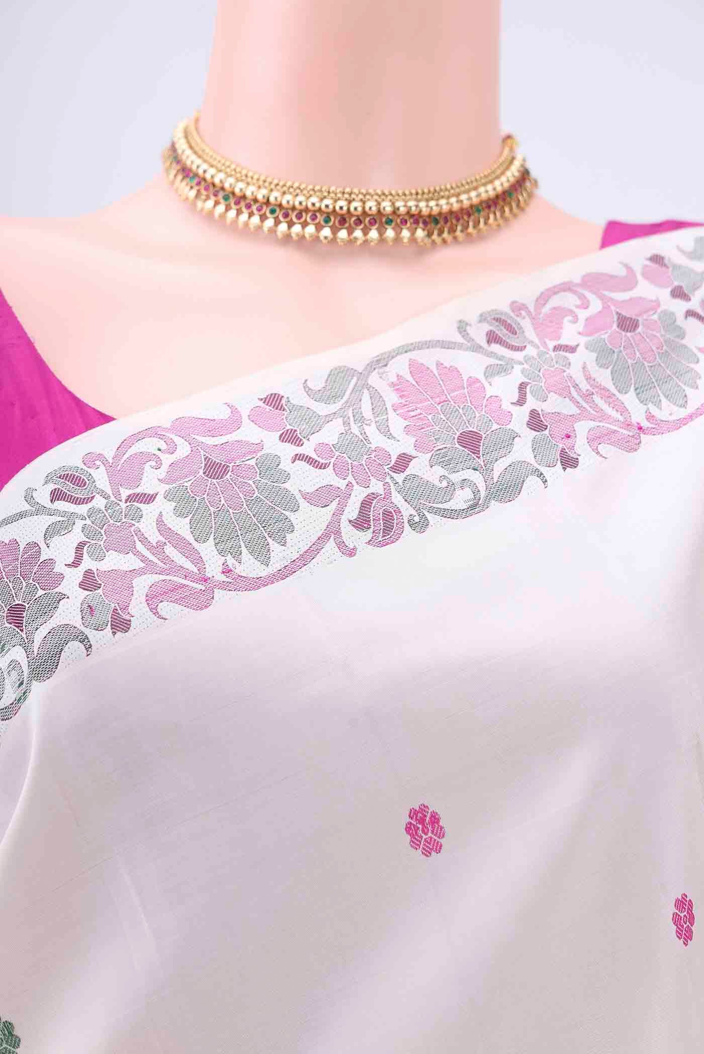 White Kanchipuram Silk Saree - Image 2