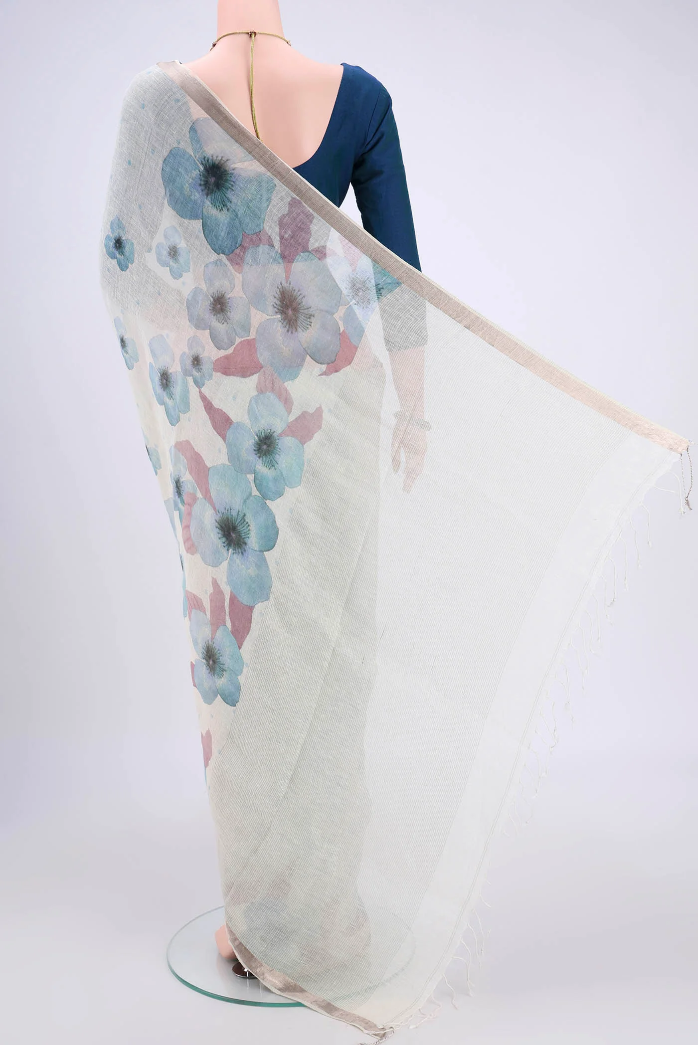 White Linen Saree - Image 3