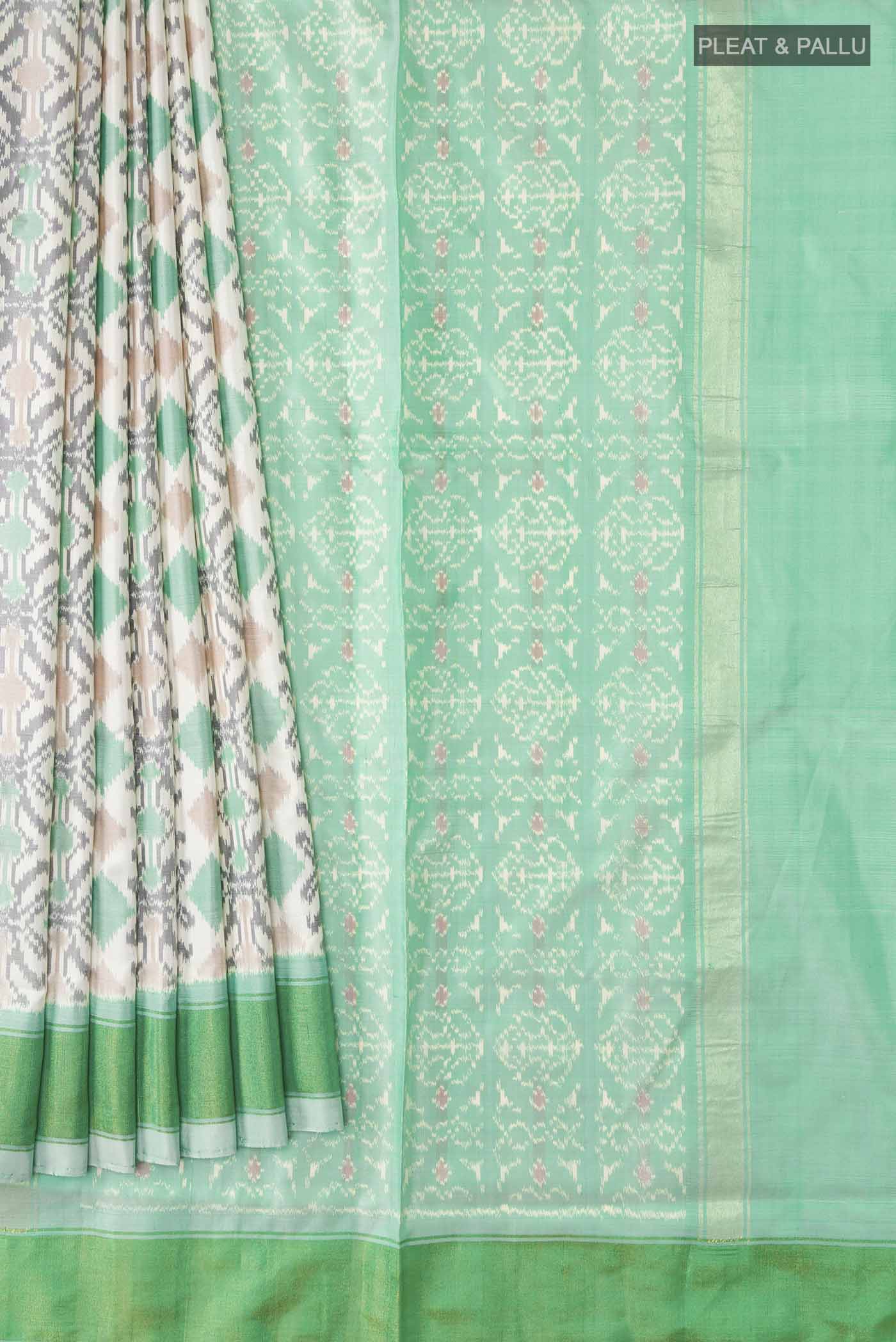 White Pochampally Silk Saree - Image 4