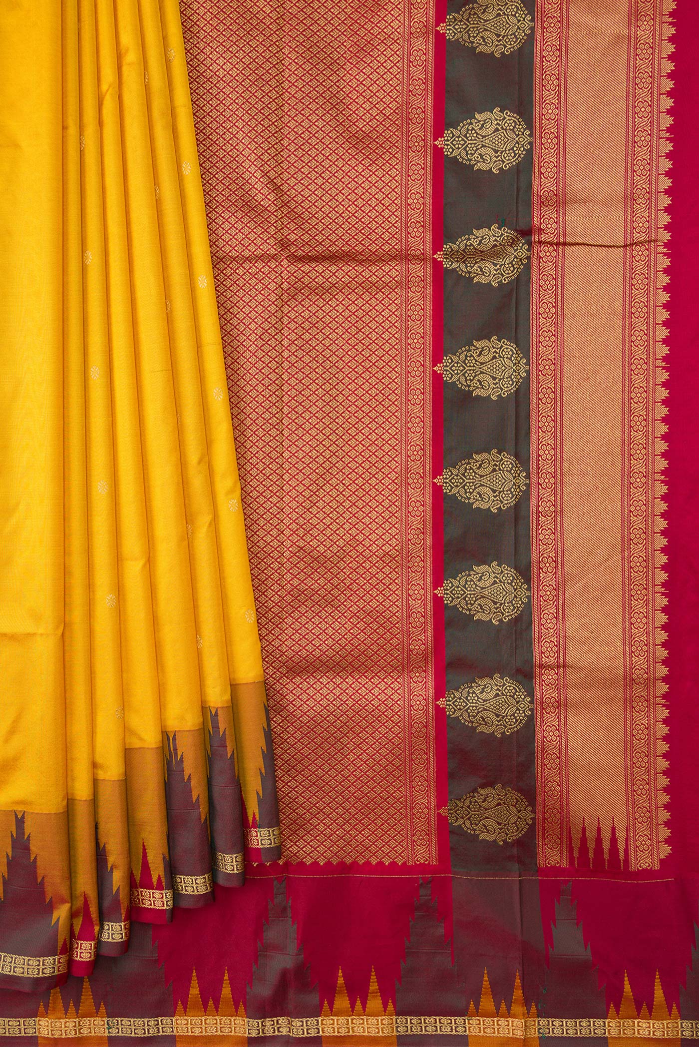 Yellow Bangalore Silk Saree - Image 4