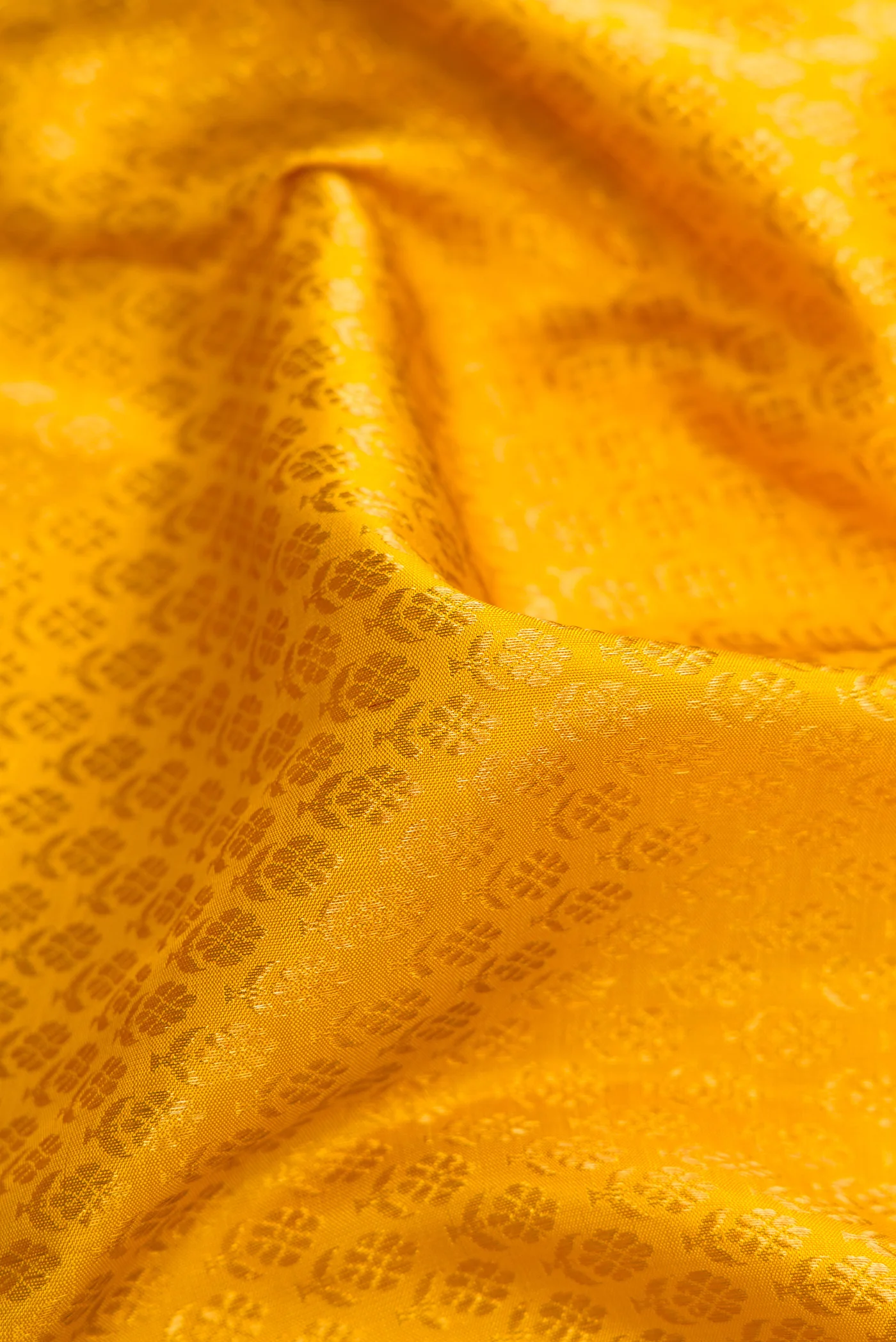 Yellow Kanchipuram Silk Saree - Image 2