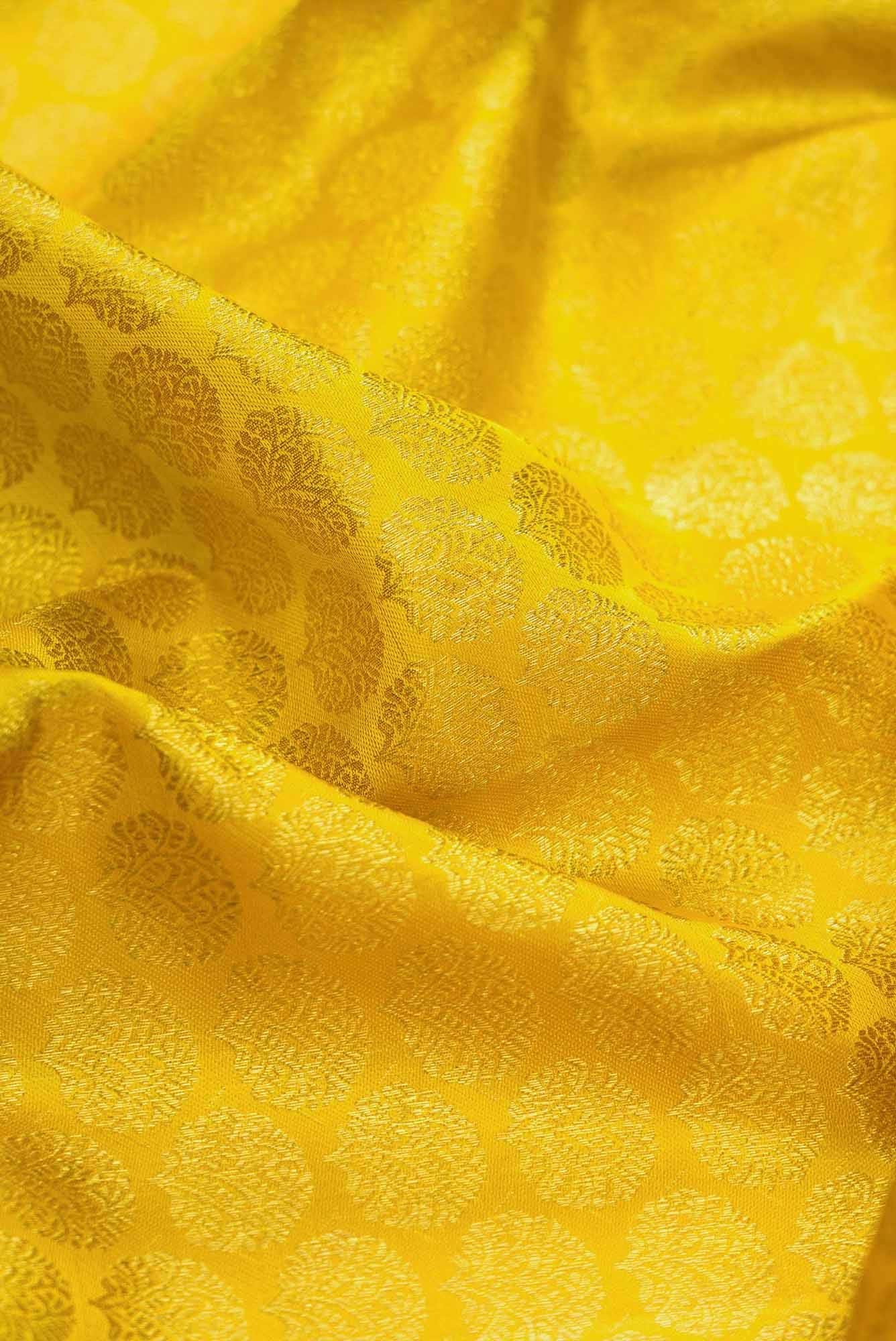 Yellow Dual Tone Kanchipuram Silk Saree - Image 3