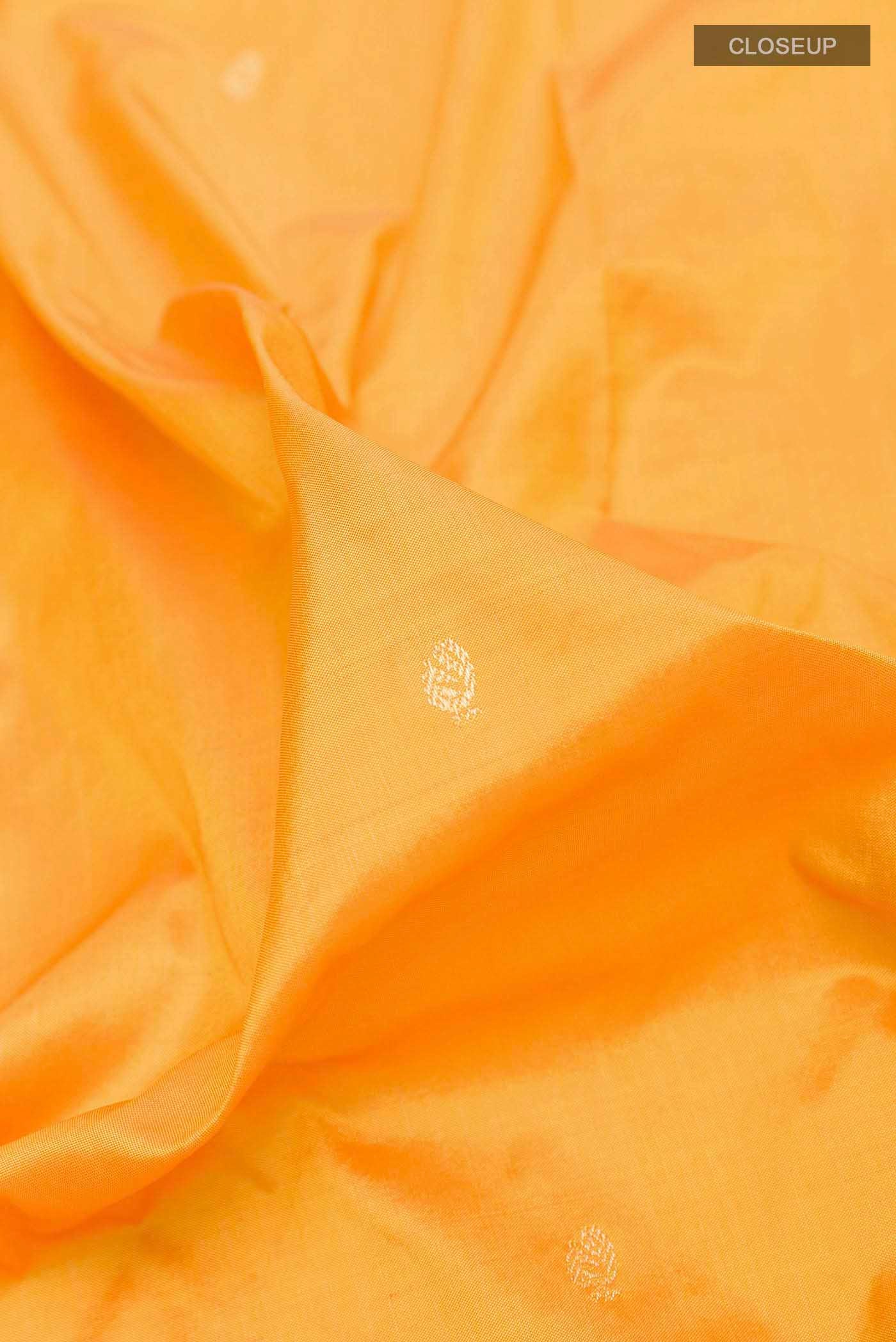 Yellow Dual Tone Paithani Silk Saree - Image 2