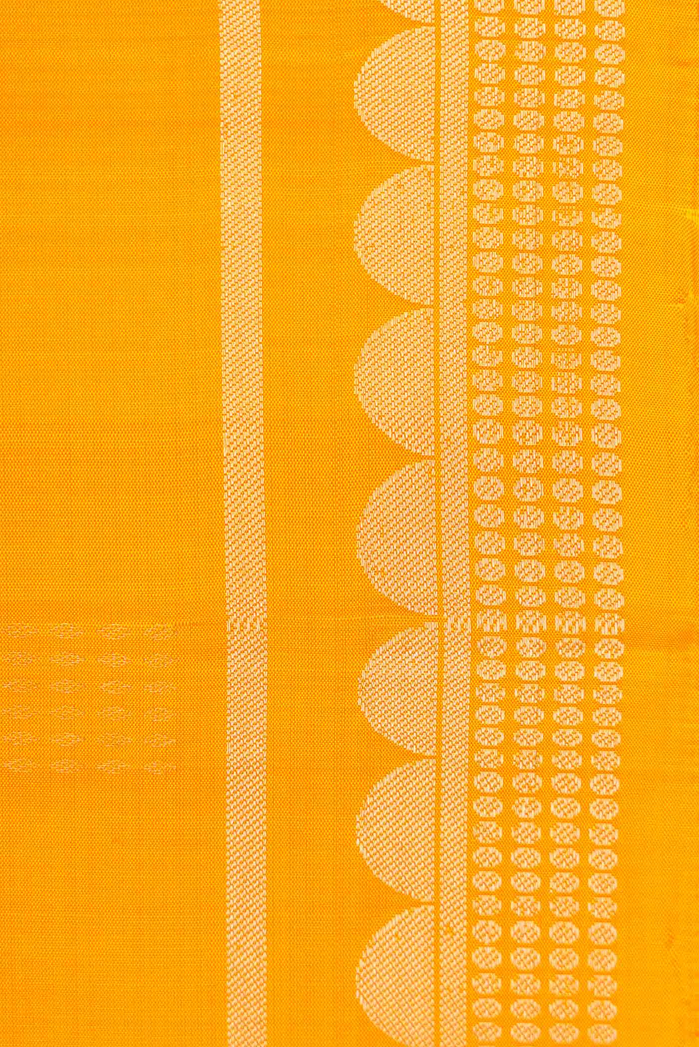 Yellow Dual Tone Soft Silk Saree - Image 3