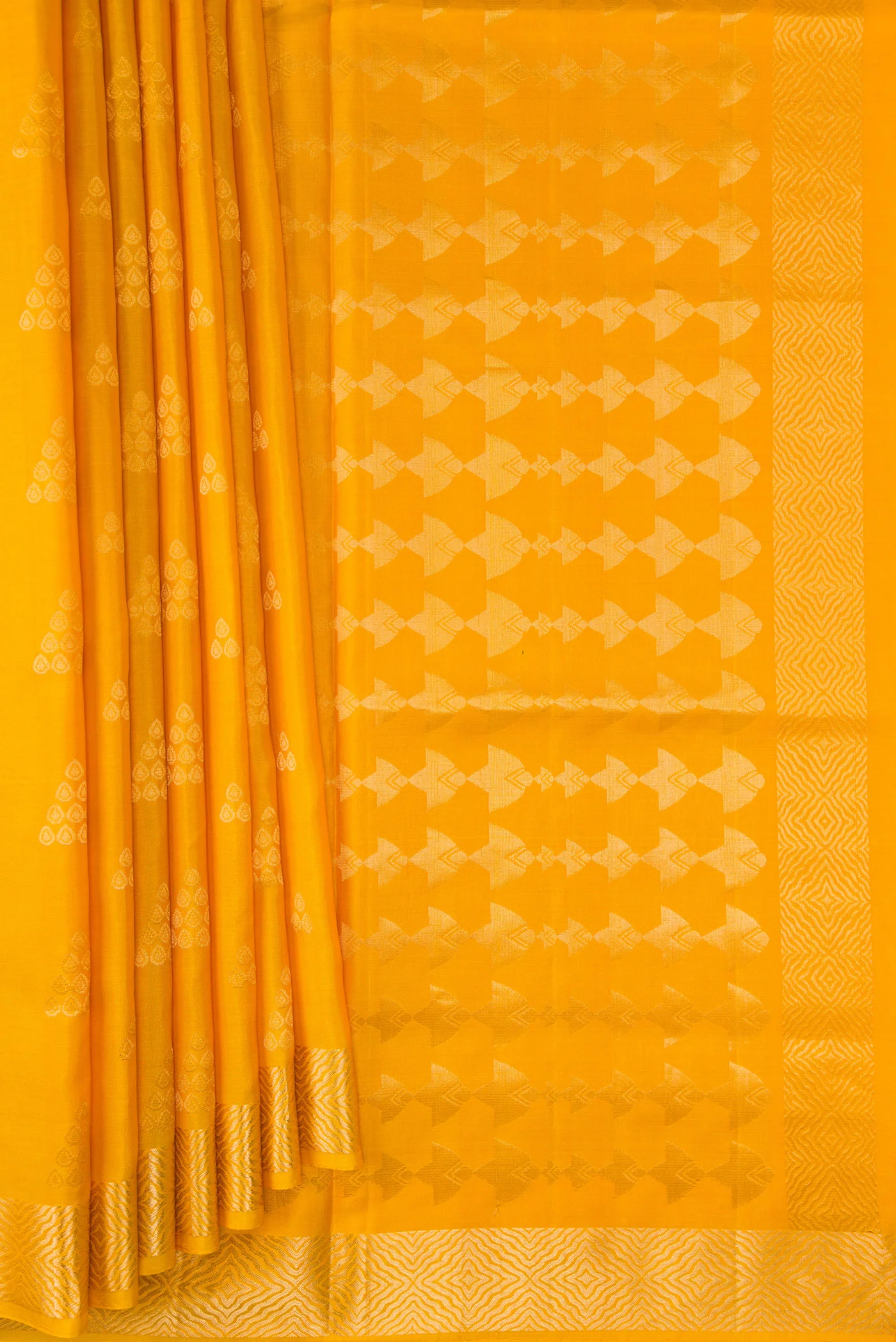 Yellow Soft Silk Saree - Image 4