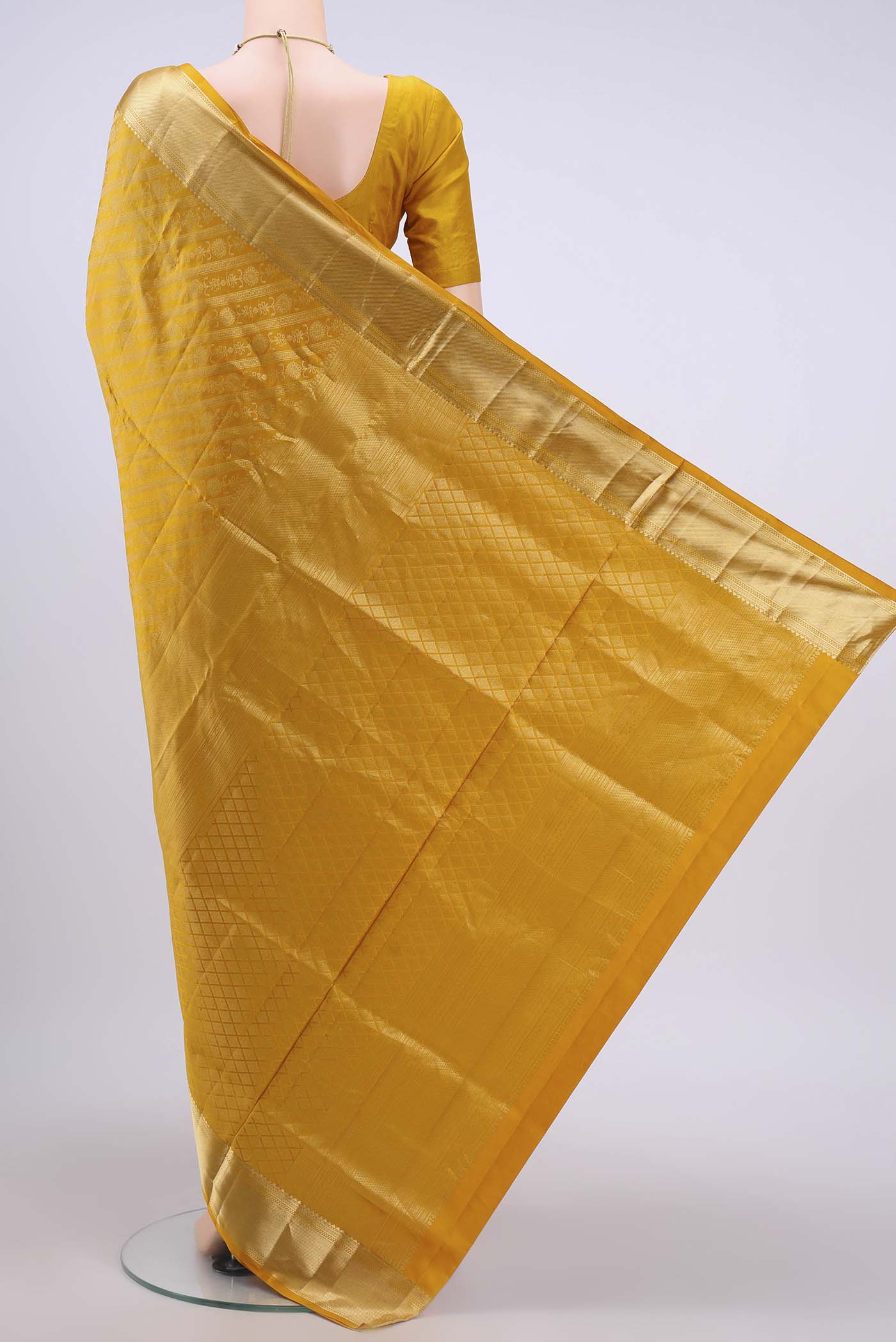 Yellow Dual Tone Soft Silk Saree - Image 3
