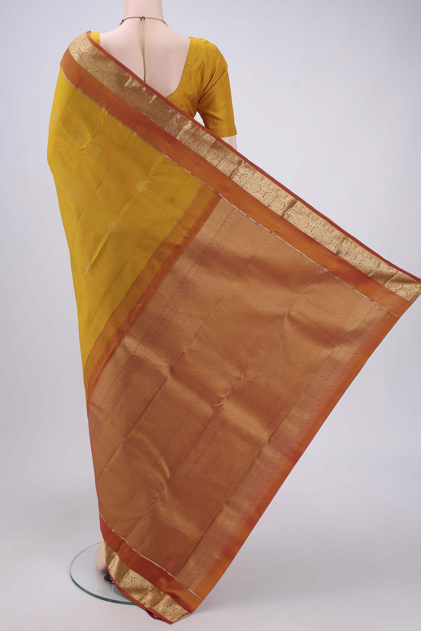 Yellow Kanchipuram Silk Saree - Image 3