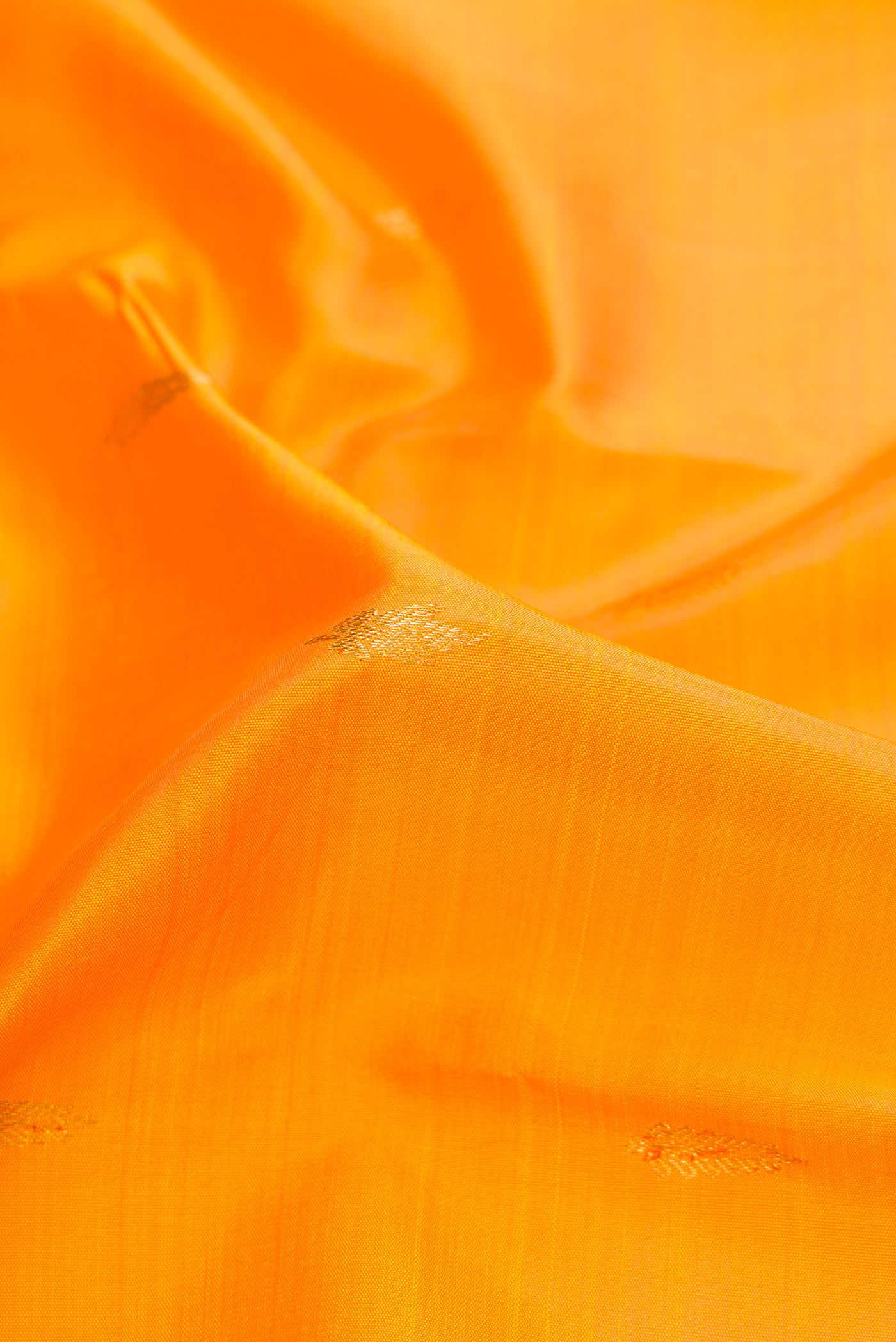 Pure Silk Pure Zari Yellow Kanjivaram Saree - Image 2