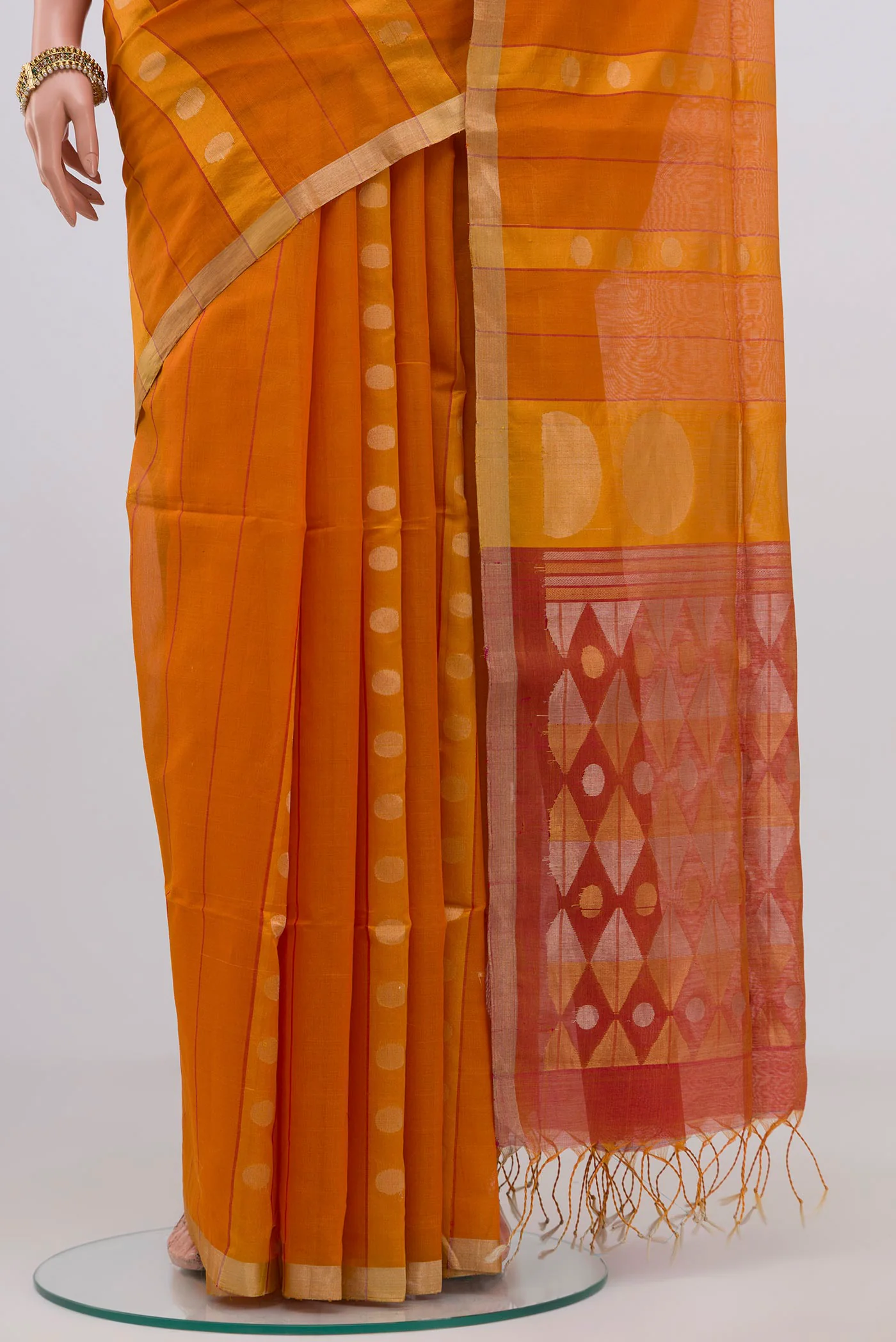Yellow Silk Cotton Saree - Image 3
